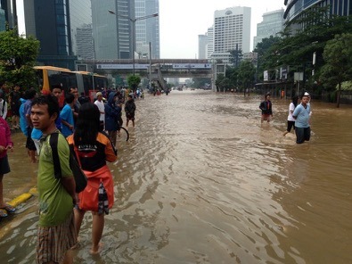 Dinding Rusak oleh Banjir